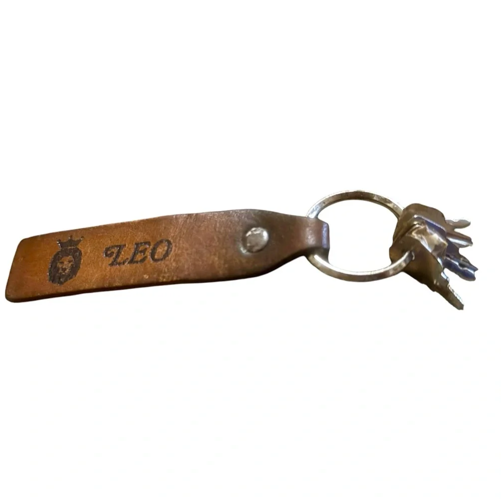 Vintage Leather Name Keychain “Leo”‎ with a Lion & 5 Old Keys Leo Gift Unisex